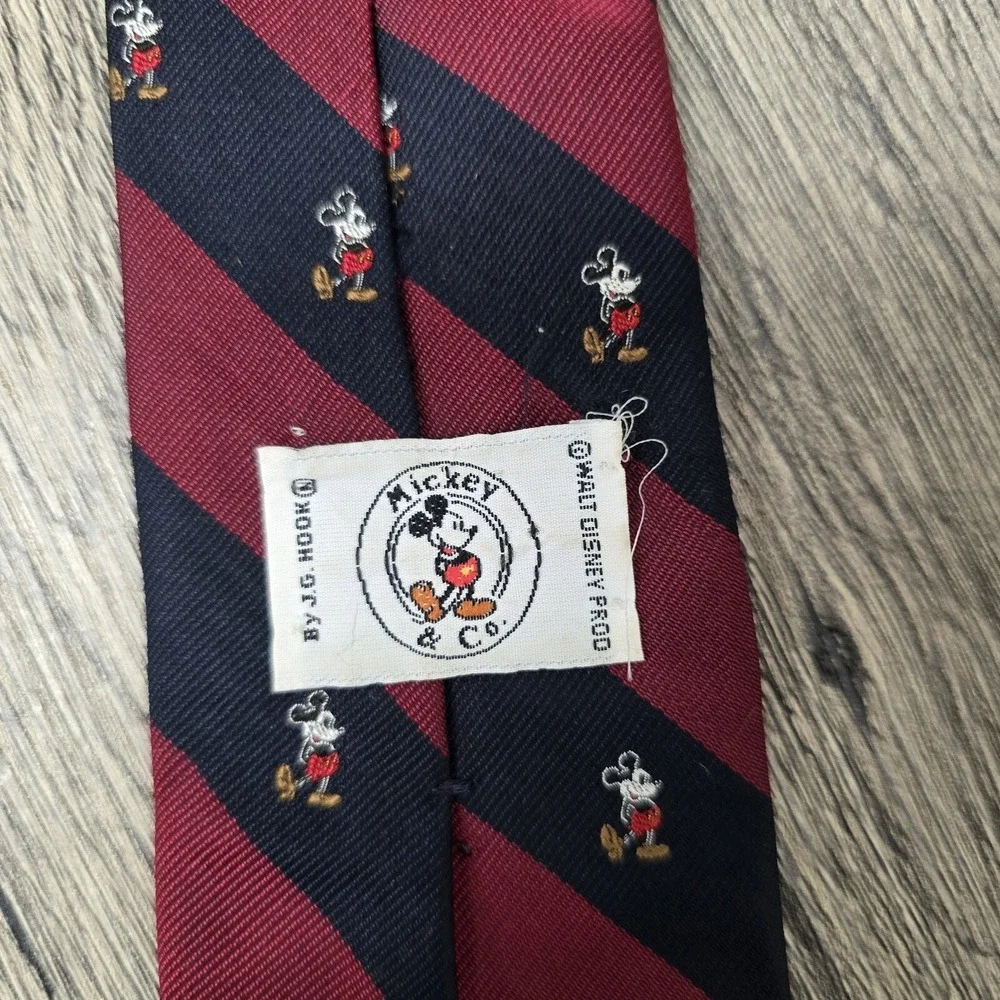 Rare Disney Men's Silk Tie‎ Mickey & Co. Stripped With Embroidered Mickey Mouse